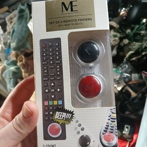 ME Makeover Essentials Remote Finders - Black and Red
